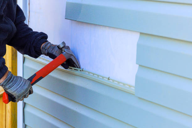 Reliable Emergency Siding Repair contractor in Darlington, SC by Squared Siding